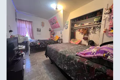 2207 N Lawndale Avenue, Chicago, IL 60647 - Photo 9