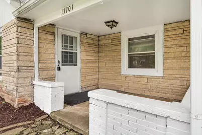 13701 Wadsworth Road, Wadsworth, IL 60083 - Photo 5