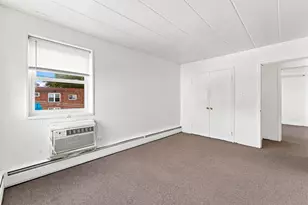 2025 W Granville Ave, Chicago, IL 60659 - Photo 3