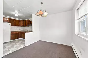 2025 W Granville Ave, Chicago, IL 60659 - Photo 5