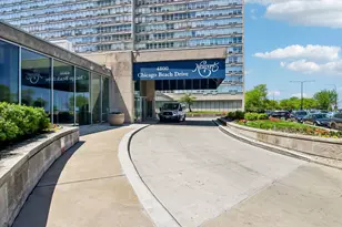 4800 S Chicago Beach Dr, Chicago, IL 60615 - Photo 7
