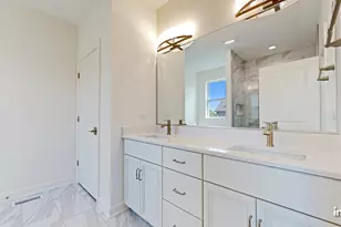 24445 W River Crossing Dr, Shorewood, IL 60404 - Photo 25