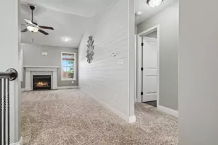 59 Dry Sage Cir, Bloomington, IL 61705 - Photo 5