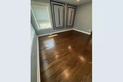 8404 S Oglesby Avenue, Chicago, IL 60617 - Photo 3