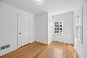 241 Southcote Rd, Riverside, IL 60546 - Photo 17