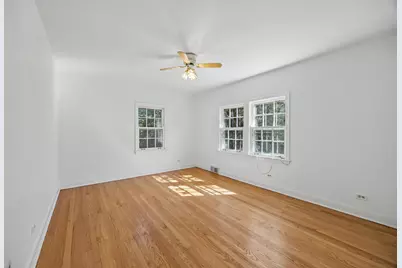 241 Southcote Road, Riverside, IL 60546 - Photo 15