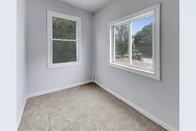 1051 N Massasoit Avenue, Chicago, IL 60651 - Photo 11