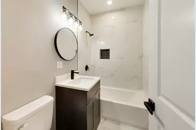 1051 N Massasoit Avenue, Chicago, IL 60651 - Photo 7
