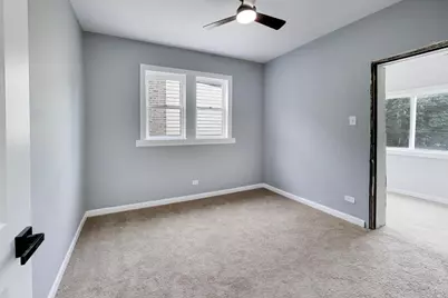 1051 N Massasoit Avenue, Chicago, IL 60651 - Photo 21