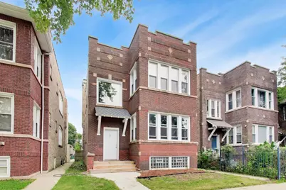 1051 N Massasoit Avenue, Chicago, IL 60651 - Photo 1