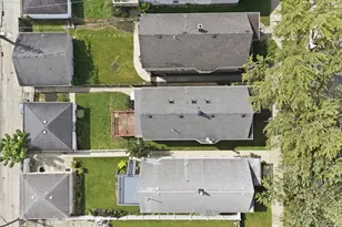 4823 W Grace St, Chicago, IL 60641 - Photo 5