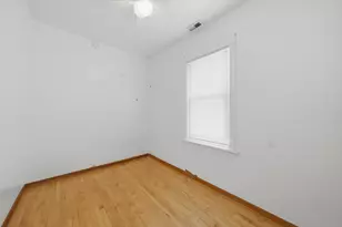 4823 W Grace St, Chicago, IL 60641 - Photo 17