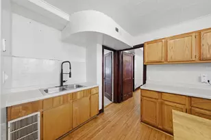 4823 W Grace St, Chicago, IL 60641 - Photo 13
