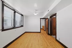 4823 W Grace St, Chicago, IL 60641 - Photo 25