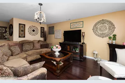 1152 Midnight Place, Yorkville, IL 60560 - Photo 3