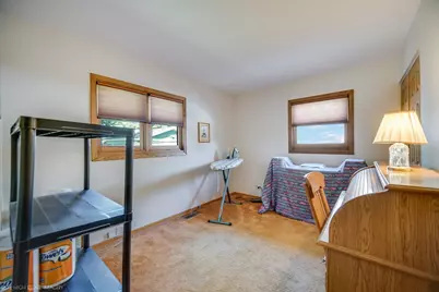 8724 Cranbrook Lane, Bridgeview, IL 60455 - Photo 9