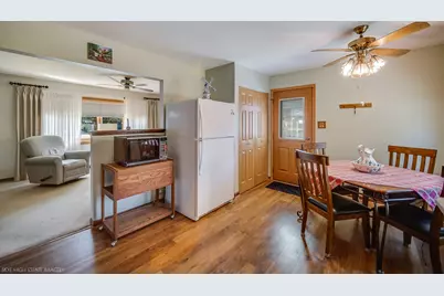 8724 Cranbrook Lane, Bridgeview, IL 60455 - Photo 5