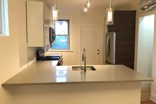 5330 N Kenmore Ave, Chicago, IL 60640 - Photo 5