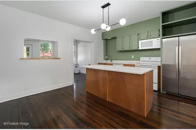 11334 S Saint Lawrence Avenue, Chicago, IL 60628 - Photo 5