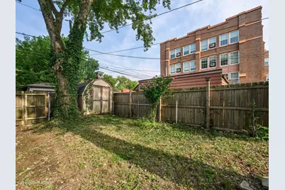 11334 S Saint Lawrence Avenue, Chicago, IL 60628 - Photo 21