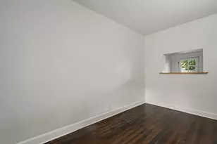 11334 S St Lawrence Ave, Chicago, IL 60628 - Photo 9