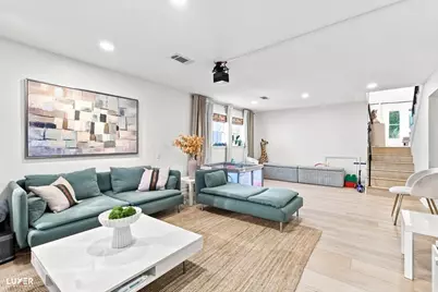 521 Lavergne Avenue, Wilmette, IL 60091 - Photo 19