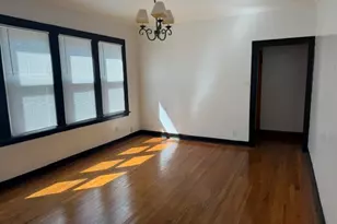 7518 S Eberhart Ave, Chicago, IL 60619 - Photo 7