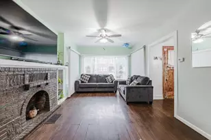 6733 S Campbell Ave, Chicago, IL 60629 - Photo 7