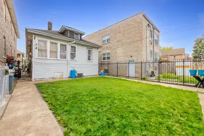 6733 S Campbell Avenue, Chicago, IL 60629 - Photo 33