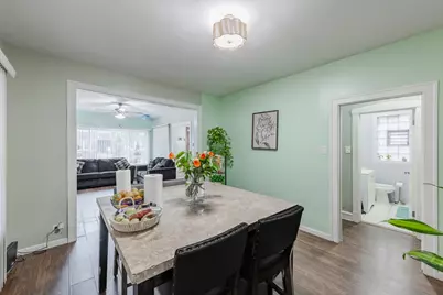 6733 S Campbell Avenue, Chicago, IL 60629 - Photo 9