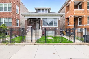 6733 S Campbell Ave, Chicago, IL 60629 - Photo 1