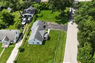 901 Flintwood Ct, Round Lake Heights, IL 60073 - Photo 21