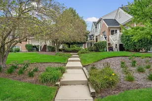 2124 W Concord Ln, Addison, IL 60101 - Photo 3