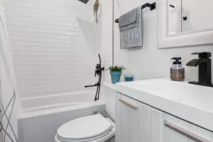 2625 Cuyler Ave, Berwyn, IL 60402 - Photo 9
