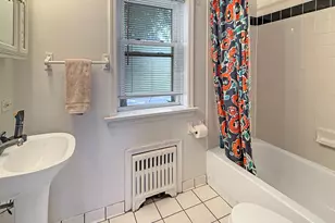 520 Michigan Ave, Evanston, IL 60202 - Photo 11