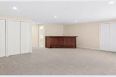 135 Tanglewood Drive, Glen Ellyn, IL 60137 - Photo 15