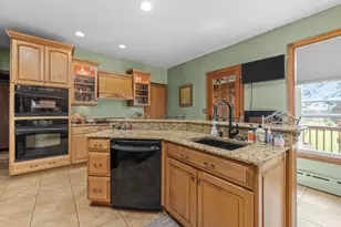 10724 Galena Rd, Bristol, IL 60512 - Photo 3