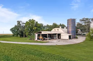 10724 Galena Rd, Bristol, IL 60512 - Photo 51