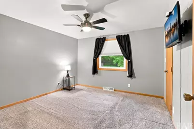38270 N North Shore Avenue, Beach Park, IL 60087 - Photo 9