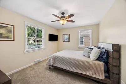 1871 Hawthorne Avenue, Westchester, IL 60154 - Photo 11