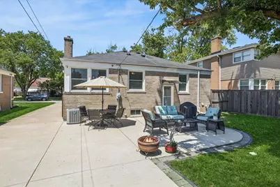 1871 Hawthorne Avenue, Westchester, IL 60154 - Photo 21