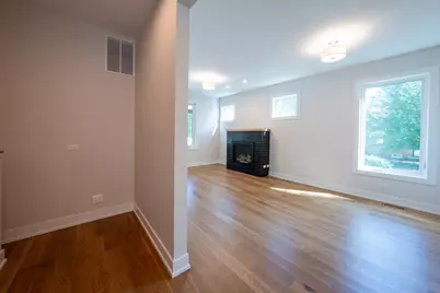 1901 W Berwyn Avenue, Chicago, IL 60640 - Photo 5