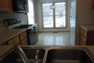 [Address not provided], Crystal Lake, IL 60014 - Photo 5