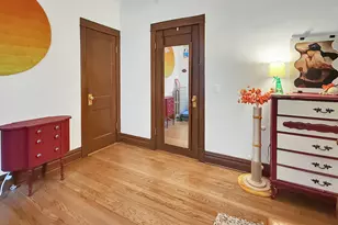 5051 W Berenice Ave, Chicago, IL 60641 - Photo 9