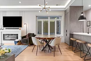 1346 W Walton St, Chicago, IL 60642 - Photo 3