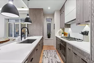 1346 W Walton St, Chicago, IL 60642 - Photo 15