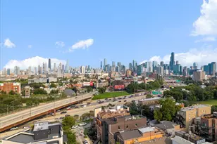 1346 W Walton St, Chicago, IL 60642 - Photo 43