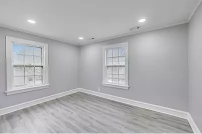 3 S Calumet Avenue, Aurora, IL 60506 - Photo 11