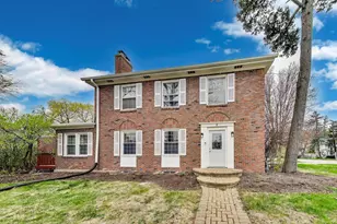3 S Calumet Ave, Aurora, IL 60506 - Photo 1