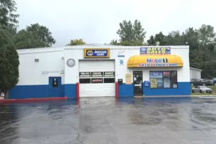 824 E Chicago St, Elgin, IL 60120 - Photo 1